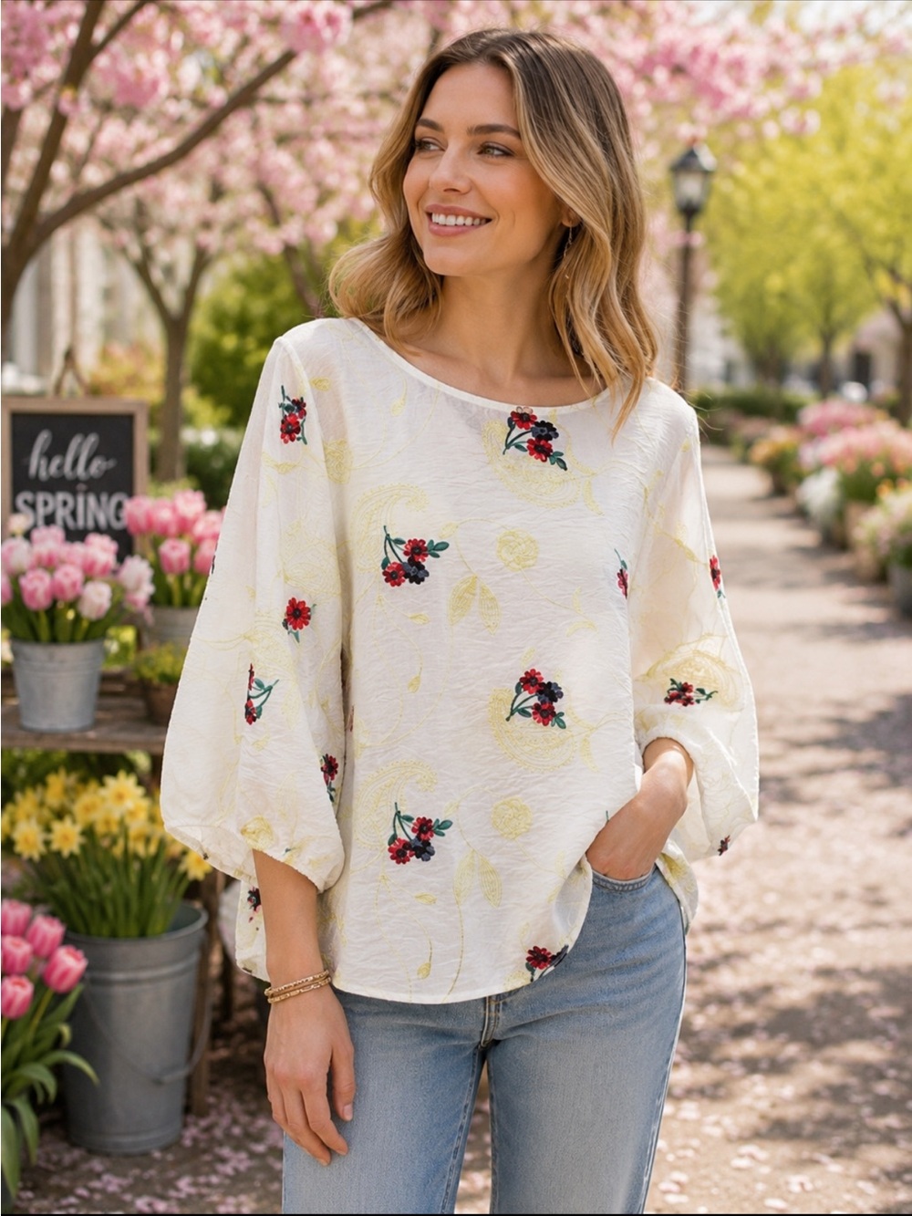 NWT-Kindred by Anthropologie Embroidered Blouse. Size medium.